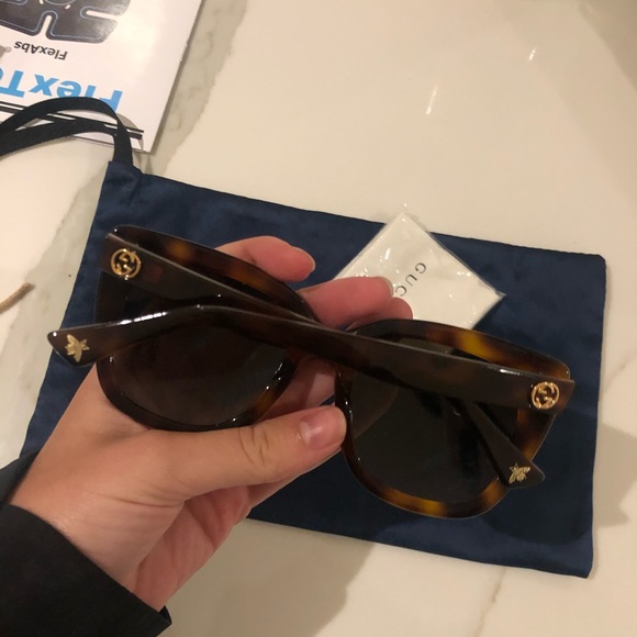 Gucci sunglasses - Picture 3 of 3